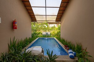 The Ravishing Suite | Minibar, soundproofing, free WiFi, bed sheets