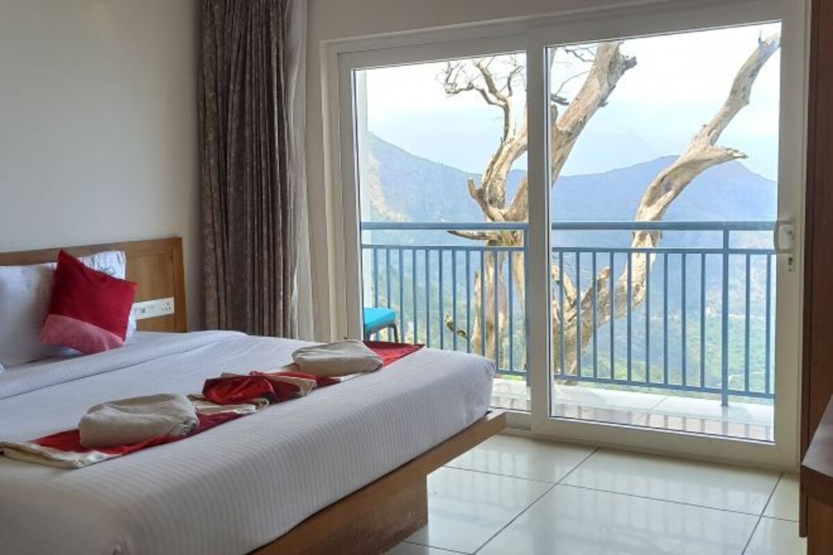 Deluxe Room With Balcony