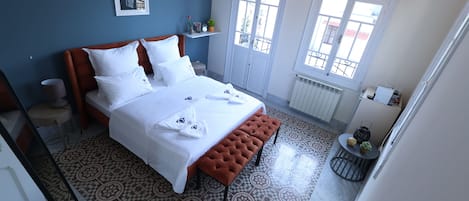 Exclusive Double or Twin Room | In-room safe, desk, laptop workspace, soundproofing