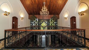 Lorong