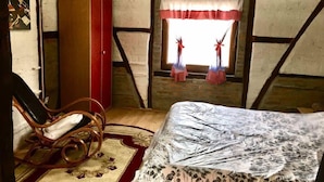 Cabin, 1 Queen Bed - Nevressa 1-bed Cabin (Gornji Zovik)