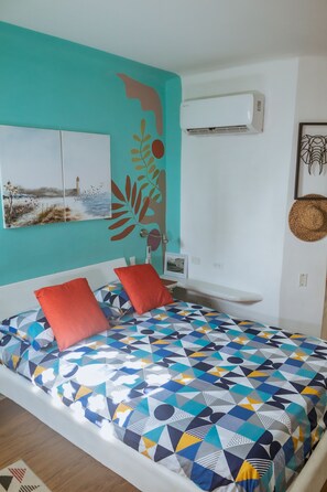 1 chambre, coffres-forts dans les chambres, Wi-Fi, draps fournis