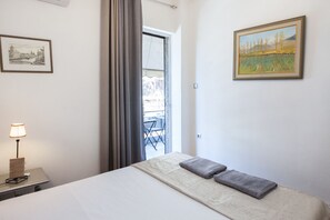 Apartment | 2 bedrooms, iron/ironing board, free WiFi - Charming 2 Bedroom apt next to Panormou (Athens)