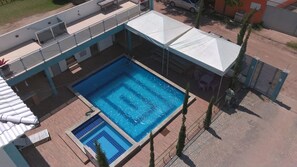Piscina externa