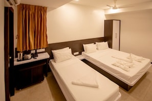 Standard Triple Room | Free WiFi