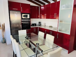 Dining - 1.5km from L'Ampolla Beach and town | Comfortable | 3 double bedrooms | (Teulada)