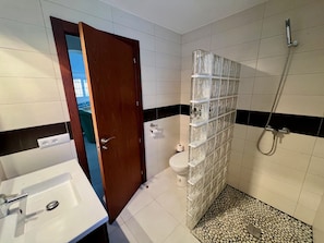 Towels - 1.5km from L'Ampolla Beach and town | Comfortable | 3 double bedrooms | (Teulada)