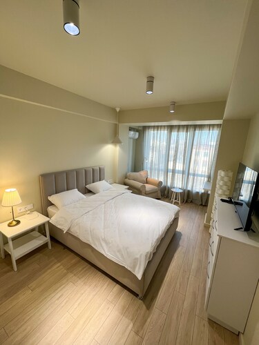 2 bedroom, new apartment, Chisinau center!
