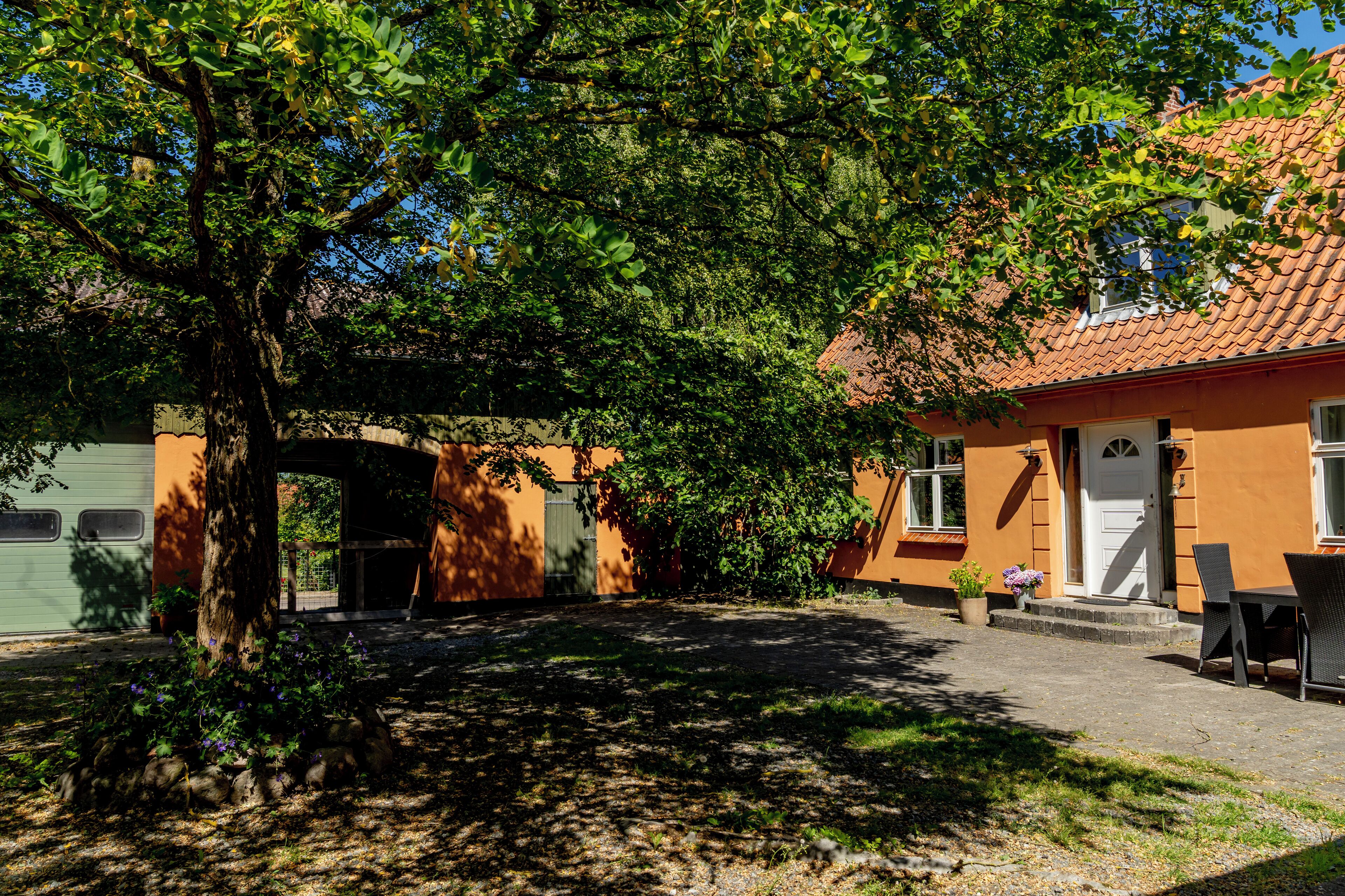 Näkymä sisäpihalle