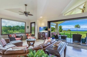Living area - Hale Mikana - Gorgeous Ocean Views, Pool and AC! (Princeville)