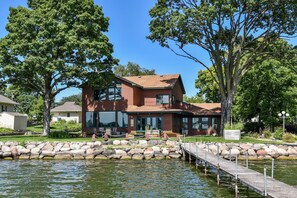 Exterior - Sandy Shore Beach House:  Lake Minnetonka (Mound)