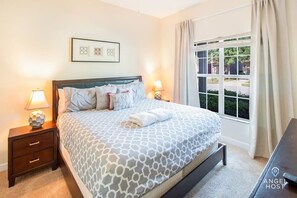 4 camere, ferro/asse da stiro, Wi-Fi gratuito, lenzuola