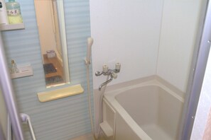 Apartment | Bathroom | Hair dryer, slippers, towels, shampoo - Ueno House VIP (Tokyo)