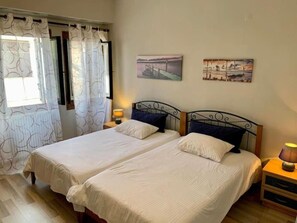 2 chambres, bureau, Wi-Fi, draps fournis