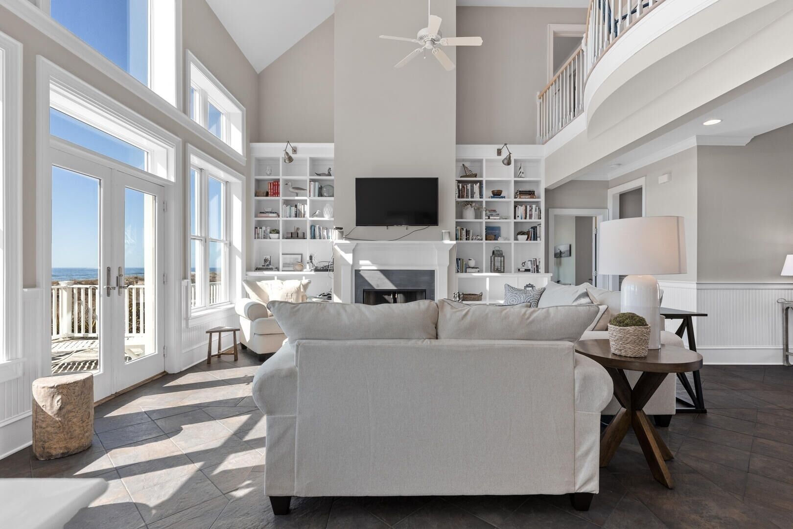 House, 4 Bedrooms | Living area