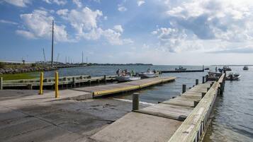 House, 4 Bedrooms | Marina