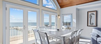 The Island House 5 Bedroom Home by RedAwning