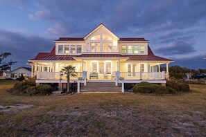 Maison, 5 chambres | Extérieur