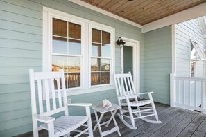 House, 4 Bedrooms | Terrace/patio - Night N Gale 4 Bedroom Home by RedAwning (Atlantic Beach)