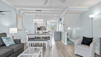Condo, 4 Bedrooms | Living area