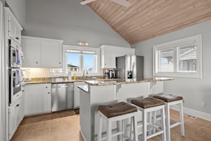 Casa, 5 quartos | Cozinha privada | Geladeira, fogão, cafeteira/chaleira, torradeira
