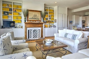 Casa, 6 habitaciones | Área de sala de estar