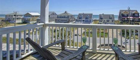 House, 6 Bedrooms | Property grounds