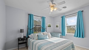 Unclassified image, 4 of 42, button - Otter Banks Retreat 3 Bedroom Home by RedAwning (Beaufort)