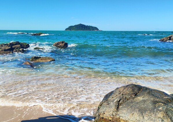 设计公寓, 山景, 池畔 | 海滩 | 在海滩、白沙