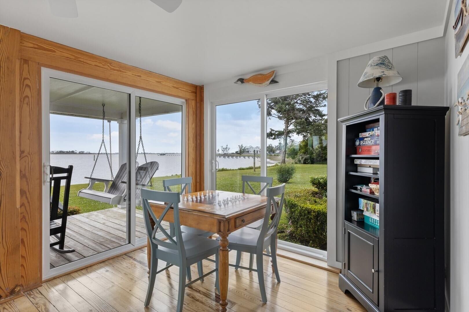 House, 4 Bedrooms | Dining