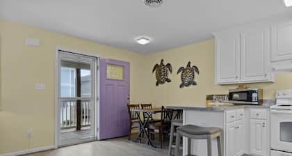 Boardwalk Shores C 3 Bedroom Duplex by RedAwning