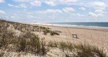 Boardwalk Shores C 3 Bedroom Duplex by RedAwning