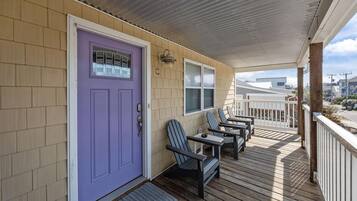 Condo, 3 Bedrooms | Property grounds