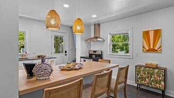 獨棟房屋, 2 間臥室 | 用餐區