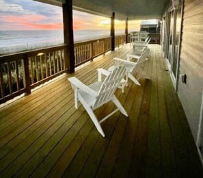 House, 5 Bedrooms | Property grounds - The Beachcomber 5 Bedroom Home by RedAwning (Pine Knoll Shores)