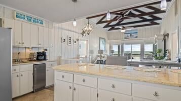 Rumah, 5 kamar tidur | Dapur pribadi | Lemari es, oven, mesin pembuat kopi/teh, dan pemanggang roti