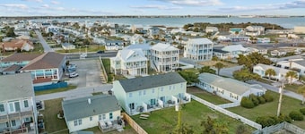 Anchors Away Unit 1 2 Bedroom Duplex by RedAwning