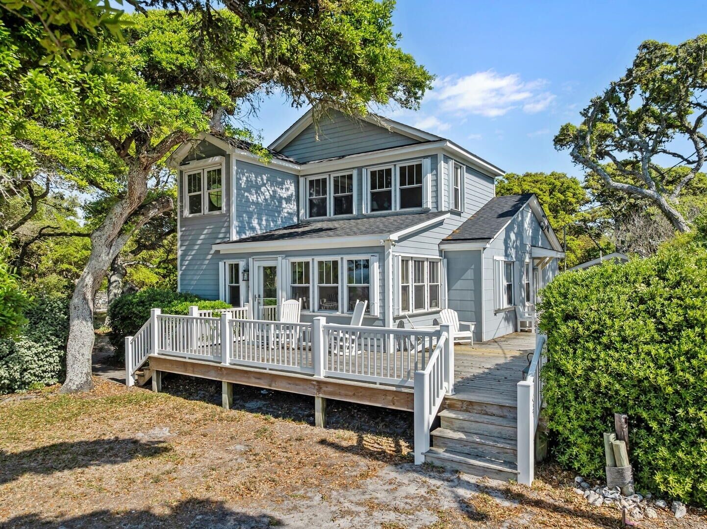 House, 3 Bedrooms | Exterior