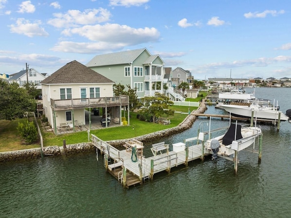 House, 4 Bedrooms | Marina