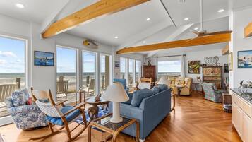 Nhà, 5 phòng ngủ | Khu phòng khách