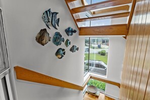 House, 5 Bedrooms | Interior