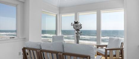 House, 5 Bedrooms | Interior