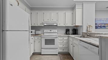 Kondominium, 3 kamar tidur | Dapur pribadi | Lemari es, oven, mesin pembuat kopi/teh, dan pemanggang roti