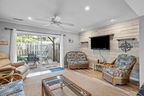 Appart'hôtel, 2 chambres | Coin séjour