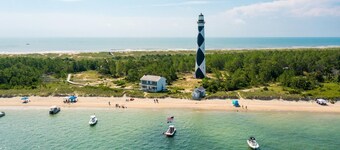 Mi Faro 2 Bedroom Duplex by RedAwning