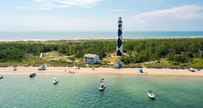 Mi Faro 2 Bedroom Duplex by RedAwning