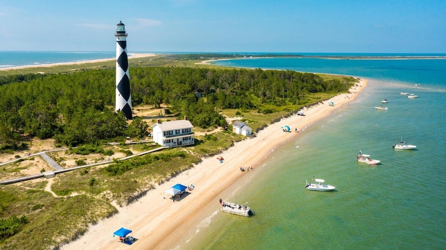 Mi Faro 1 Bedroom Duplex by RedAwning