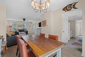 House, 3 Bedrooms | Dining