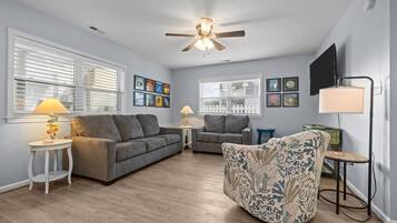 Kondominium, 2 kamar tidur | Area keluarga