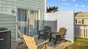 Kondominium, 2 kamar tidur | Teras/patio